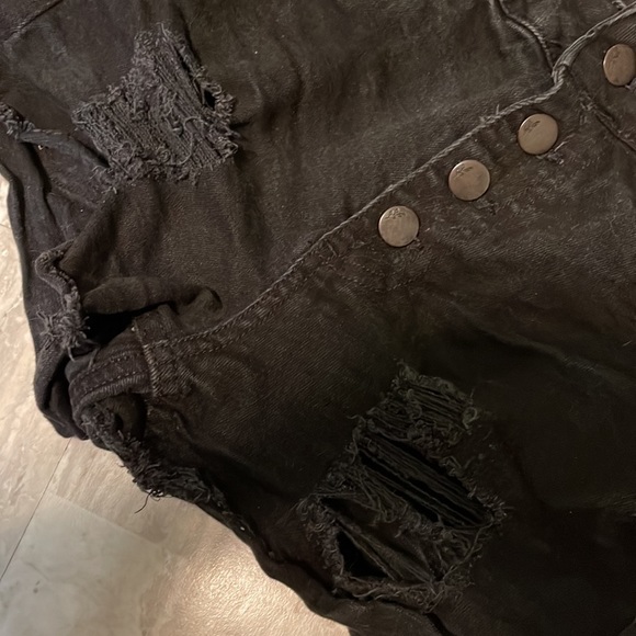 Harlow Hi Rise Mini Shorts - Picture 3 of 6